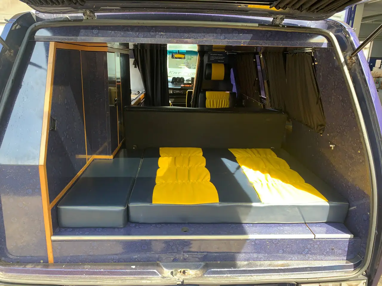 Volkswagen T4 Caravelle Einzelstück Camper mit 2 Schiebetüren, foto 9