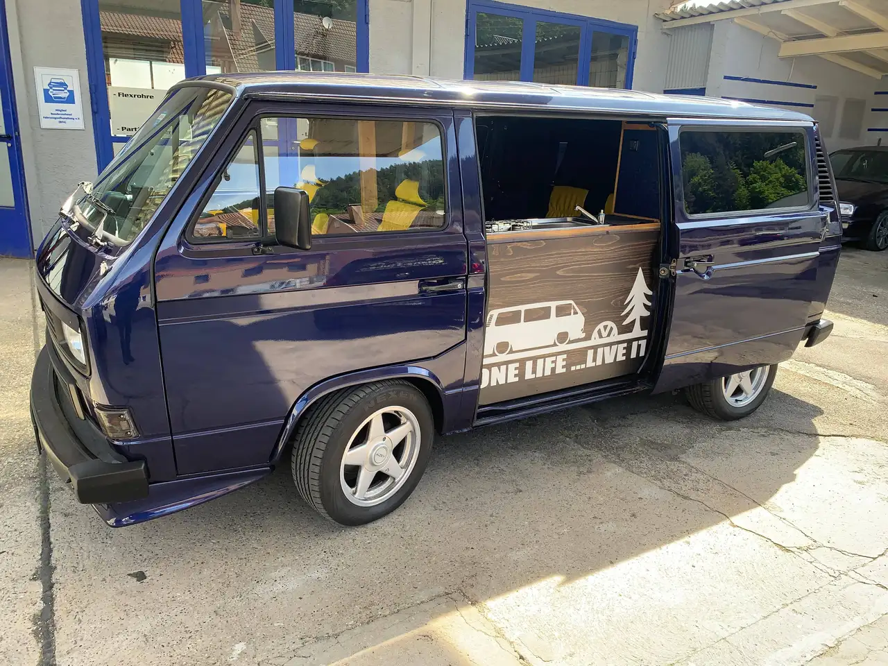 Volkswagen T4 Caravelle Einzelstück Camper mit 2 Schiebetüren, foto 4