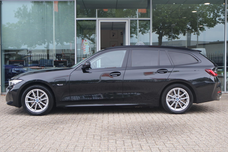 BMW 320 3-Serie Touring (g21) 320e High Executive 204pk | — photo 4