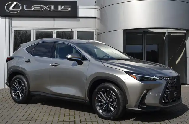 Lexus NX 450h+ AWD Business Line NIEUW DIRECT LEVERBAAR TREKHAAK