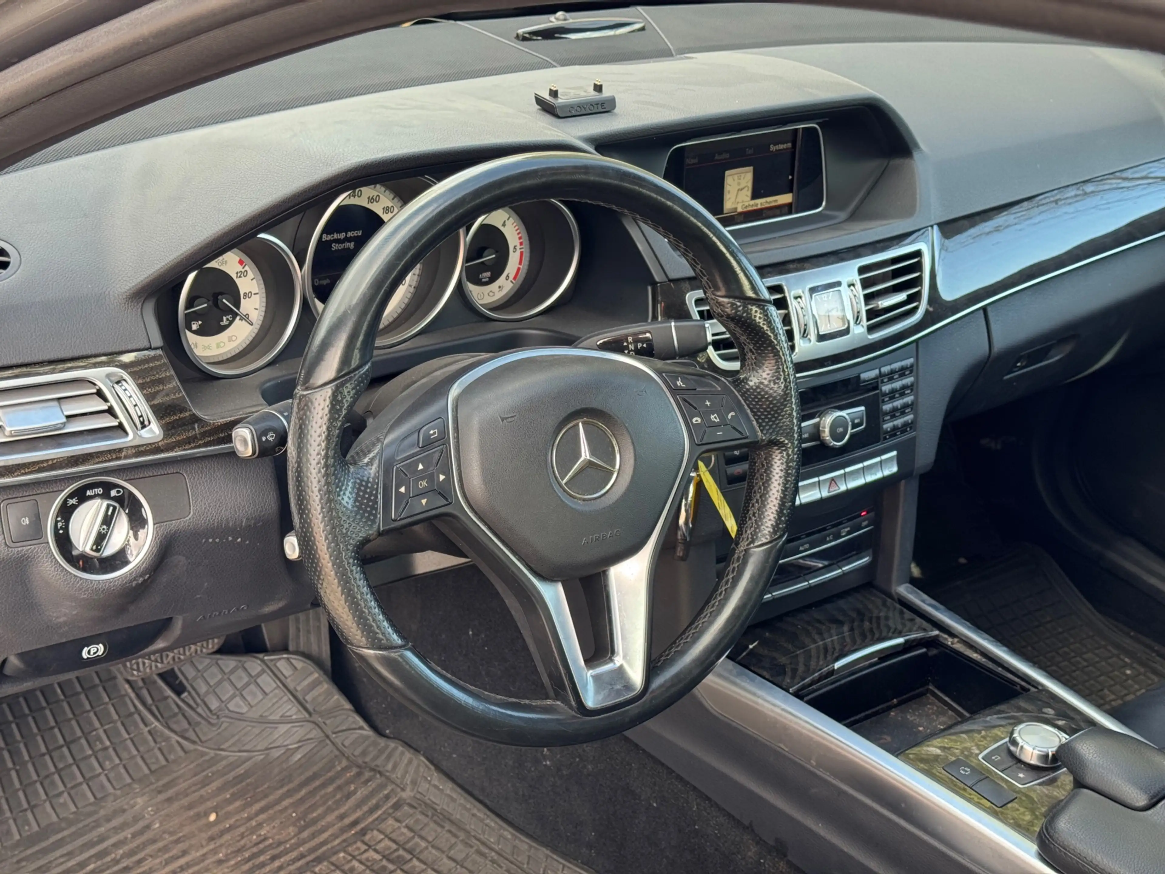 Mercedes-Benz E 220 d BlueTEC EURO6 MOTOR NIET GOED — photo 15
