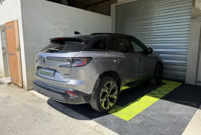 Renault Austral view 4