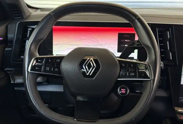 Renault Austral view 8