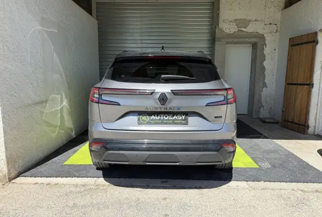 Renault Austral view 3