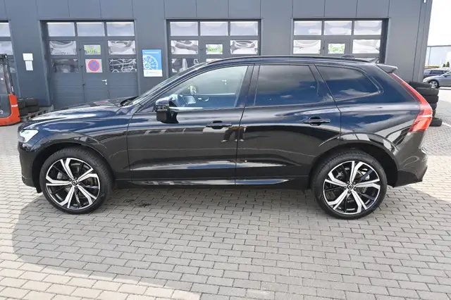 2023 Volvo XC60 in Black for sale
