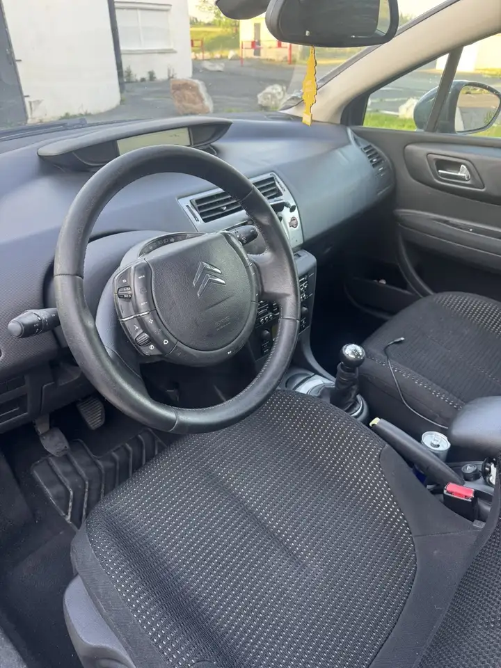 Citroen C4 1,6  92 Chevaux