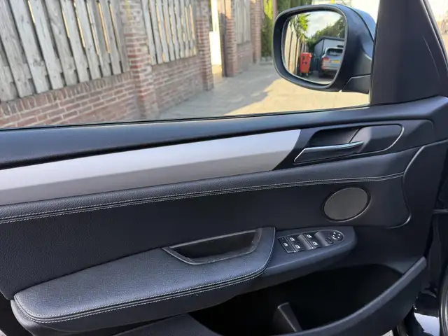 BMW X3 view 17