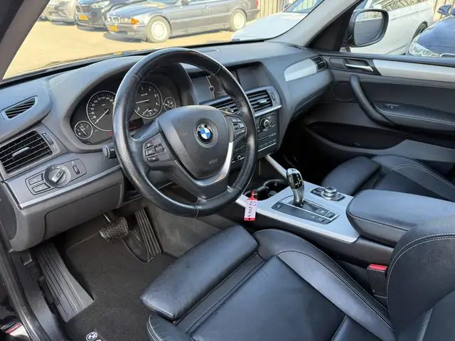 BMW X3 view 2