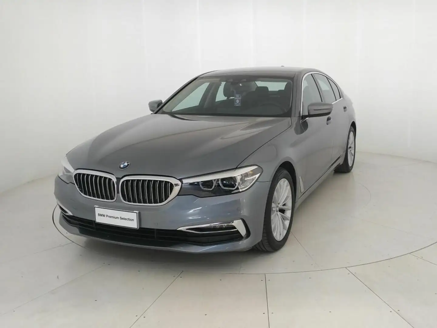 BMW 520 d Luxury Blau - 1