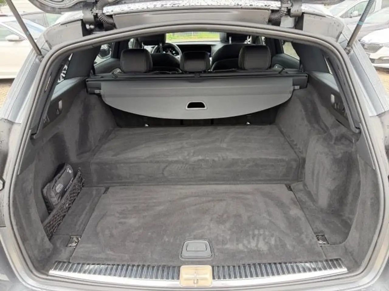 Mercedes-Benz E-Class de T 4Matic AHK;, миниатюра 17