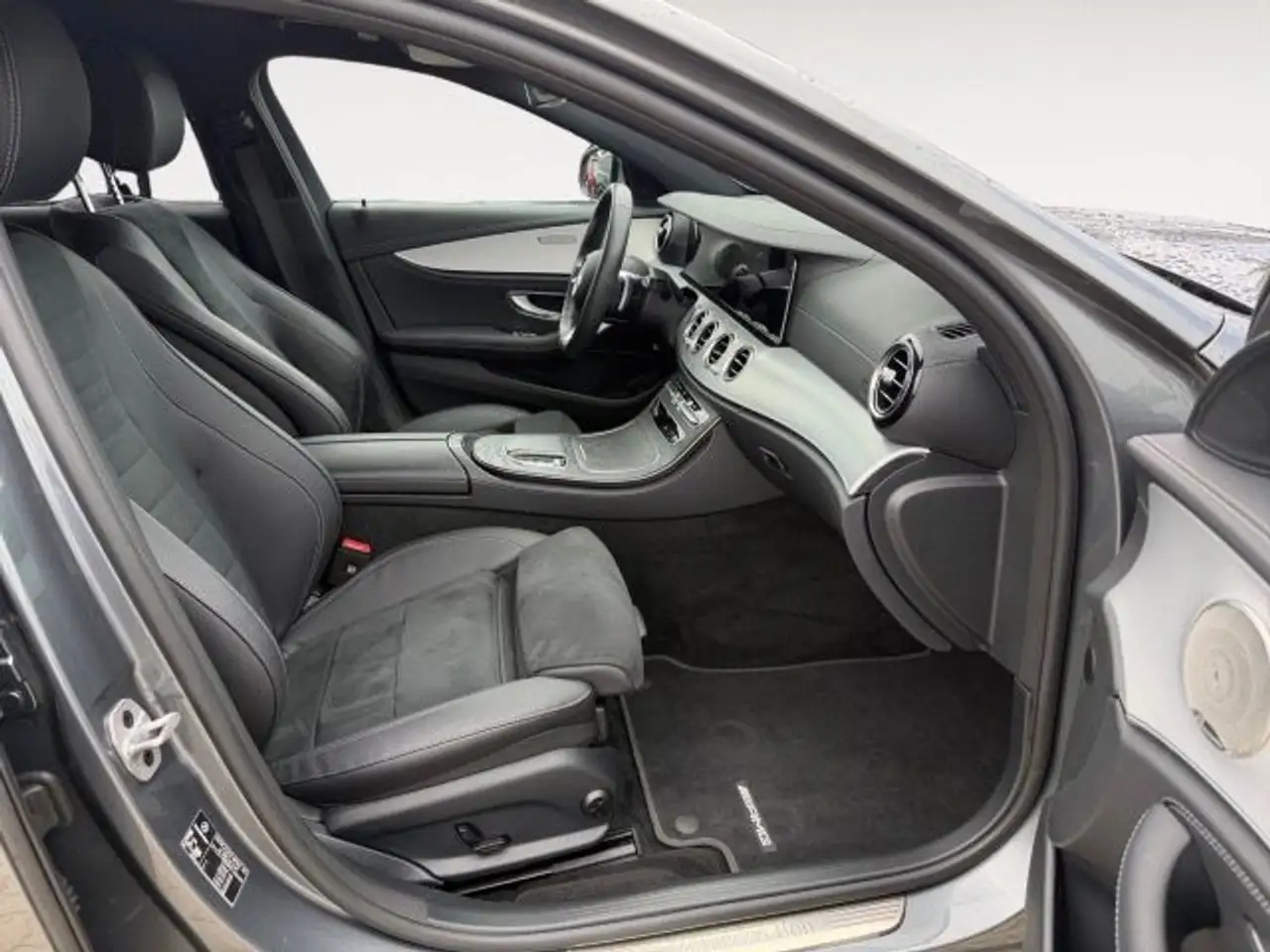 Mercedes-Benz E-Class de T 4Matic AHK;, миниатюра 16