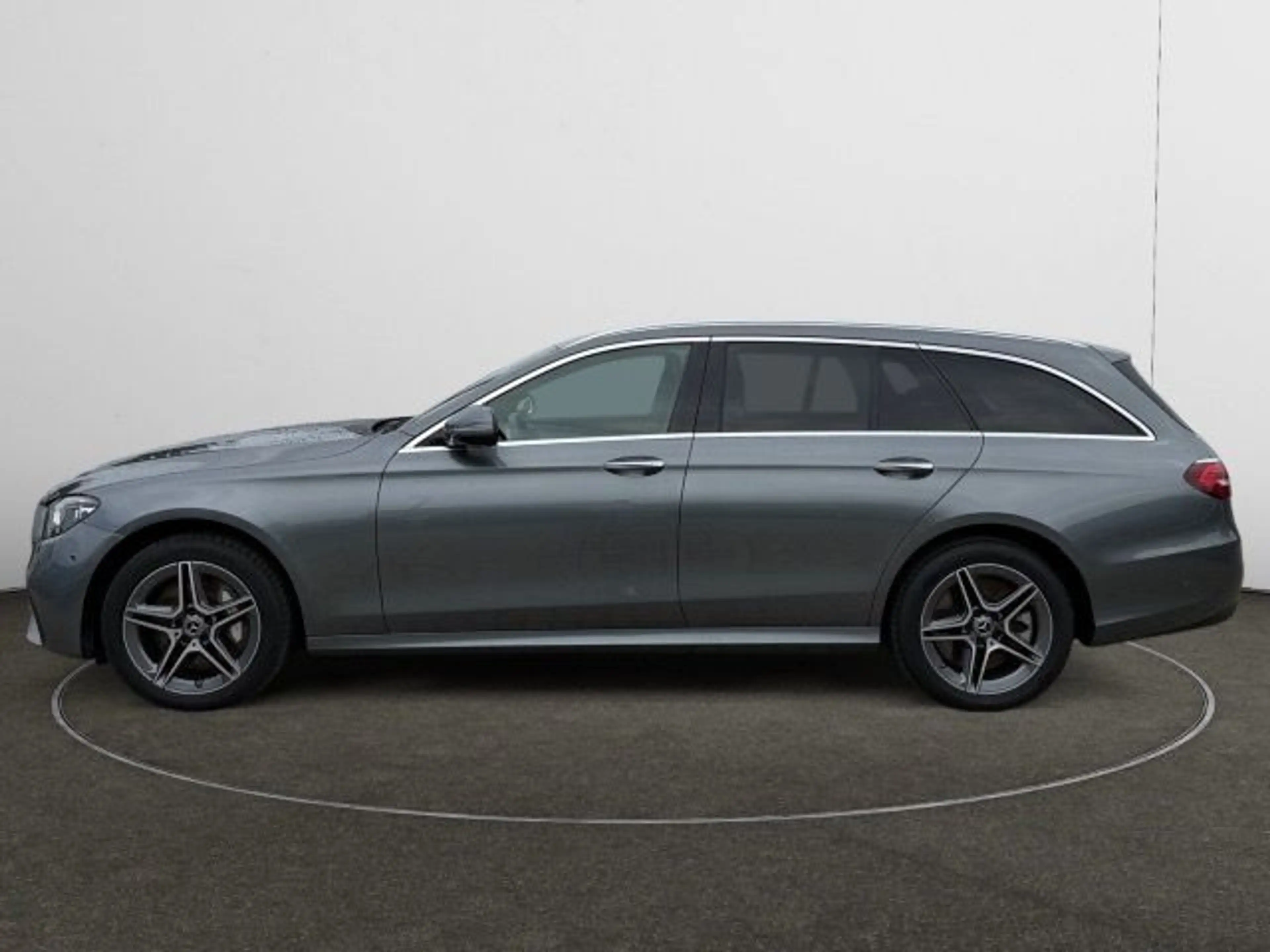 Mercedes-Benz E 300 de T 4Matic AHK; — photo 3