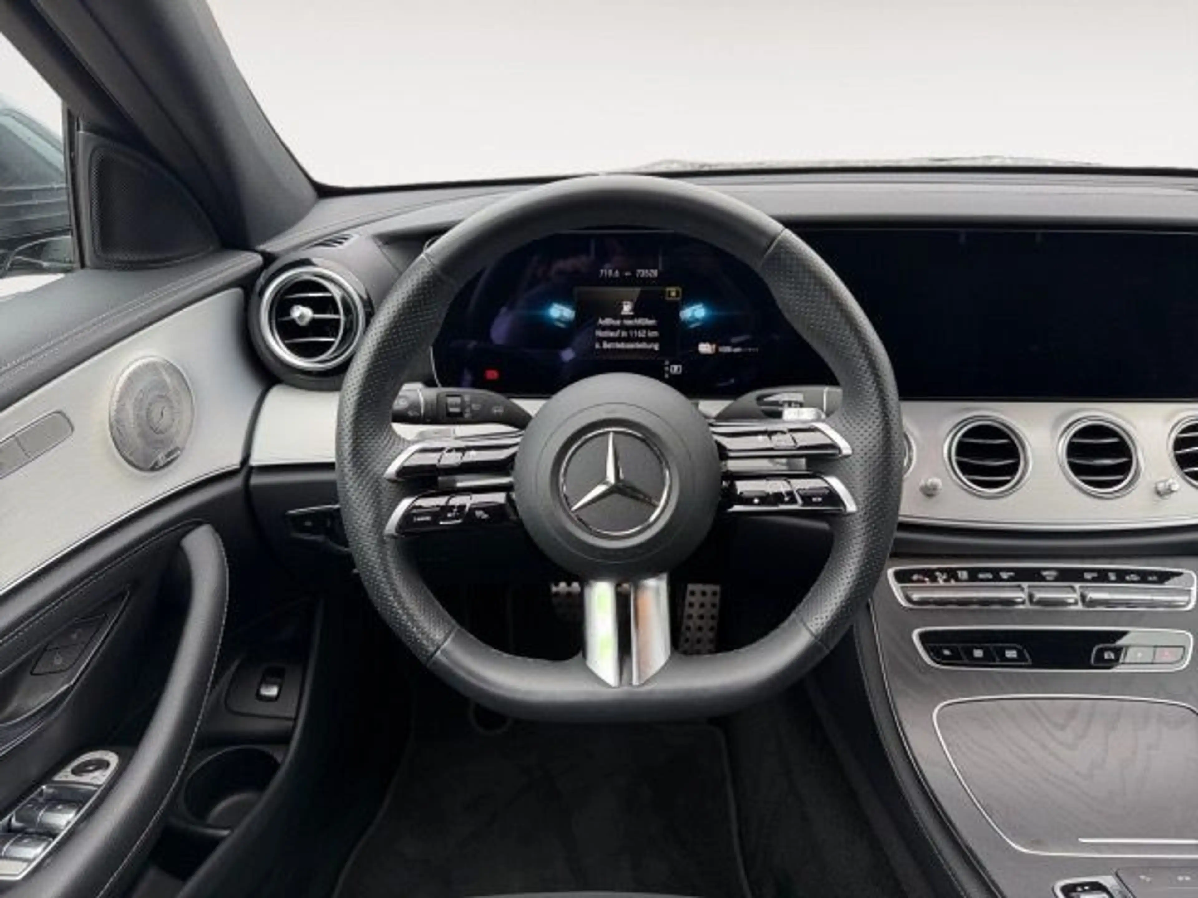 Mercedes-Benz E 300 de T 4Matic AHK; — photo 13
