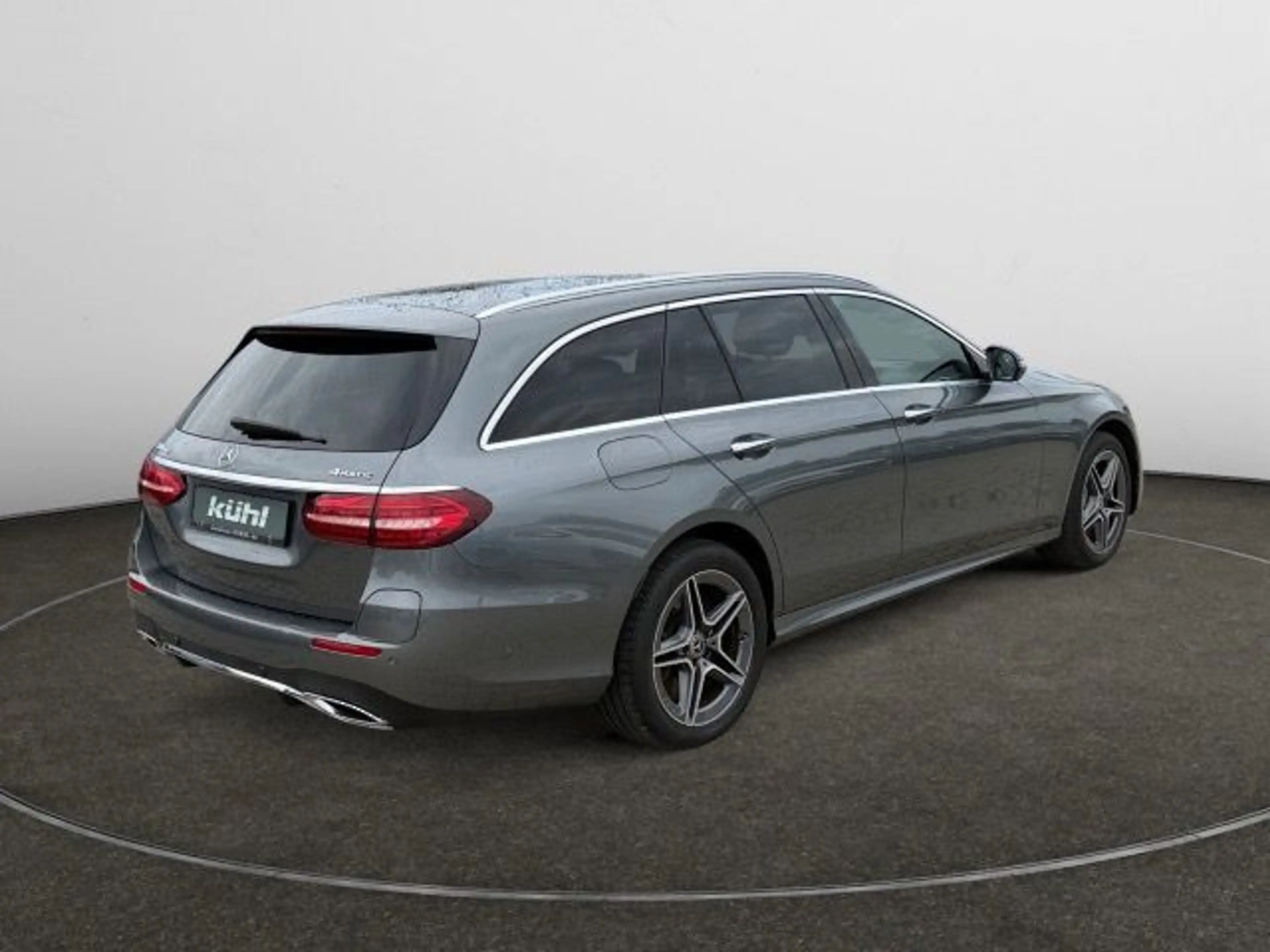 Mercedes-Benz E 300 de T 4Matic AHK; — photo 6