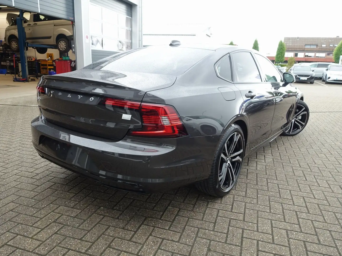 Volvo S90 Recharge Ultimate T8 AWD/B&W/HeadUP/Massage Grau - 2