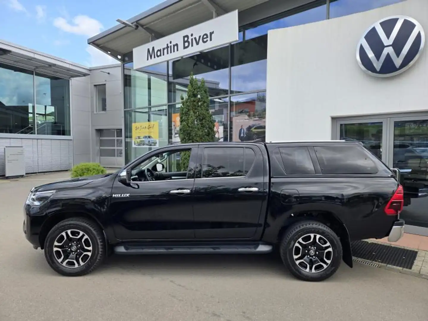 Toyota Hilux Executive Noir - 2