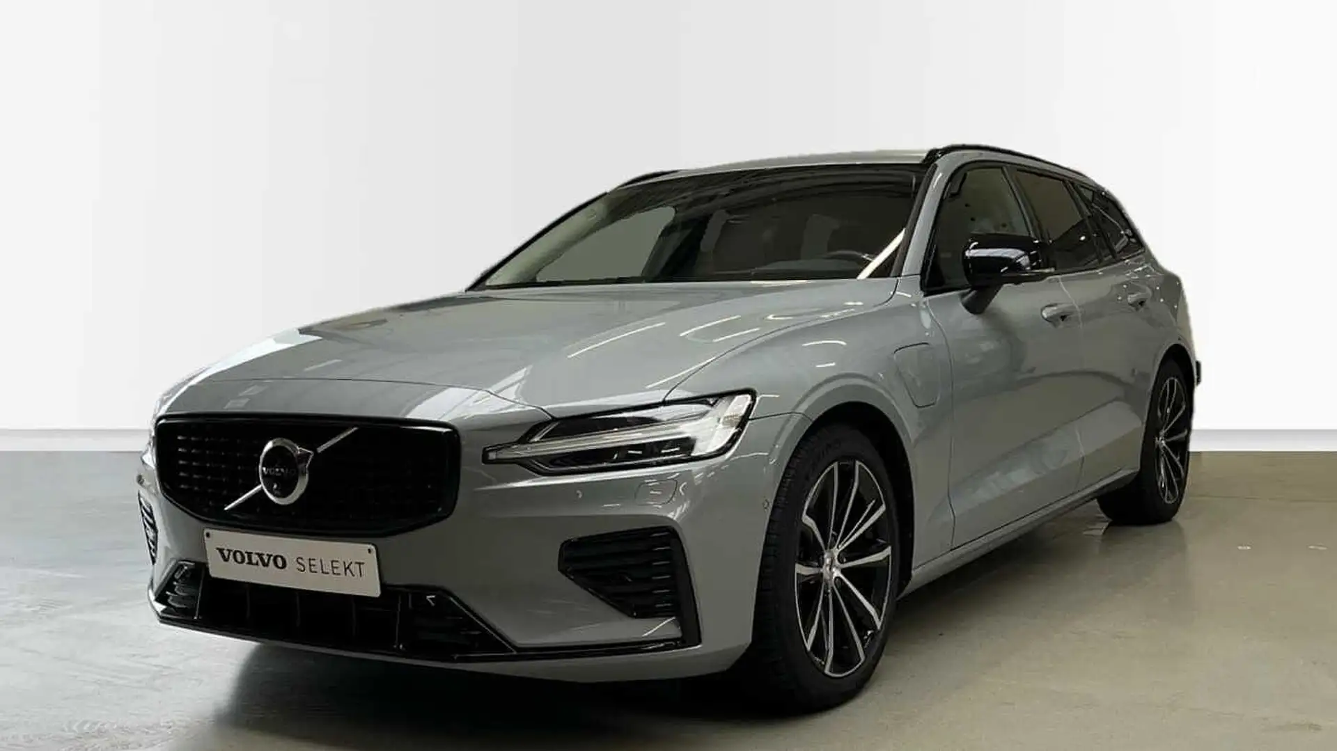 Volvo V60 Ultra Dark T6 AWD Hybride | Trekhaak | 360° Camera Gris - 1