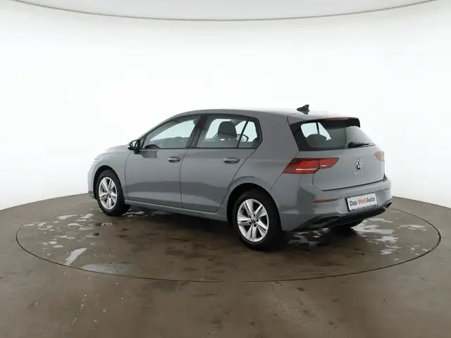Volkswagen Golf view 6