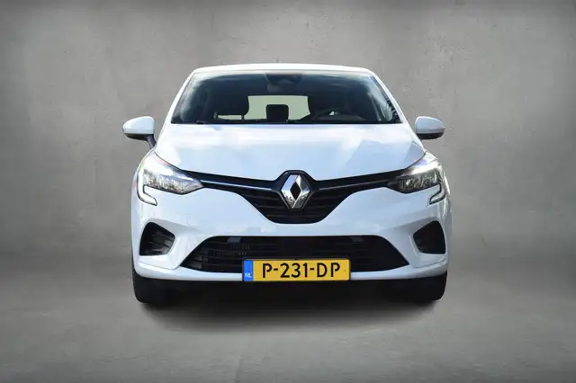 Renault Clio view 8