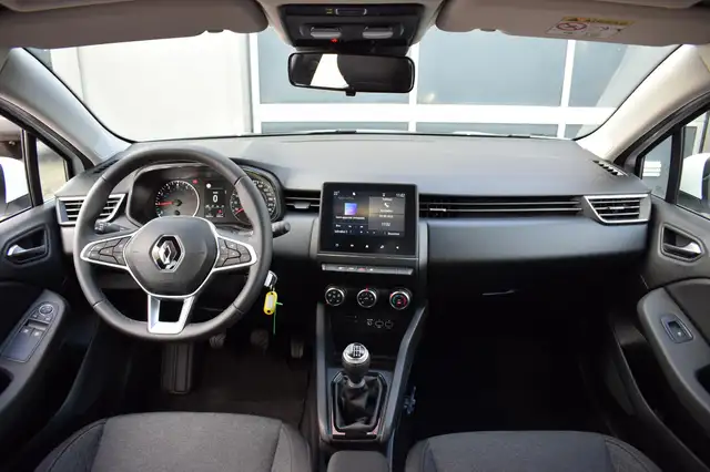 Renault Clio view 12