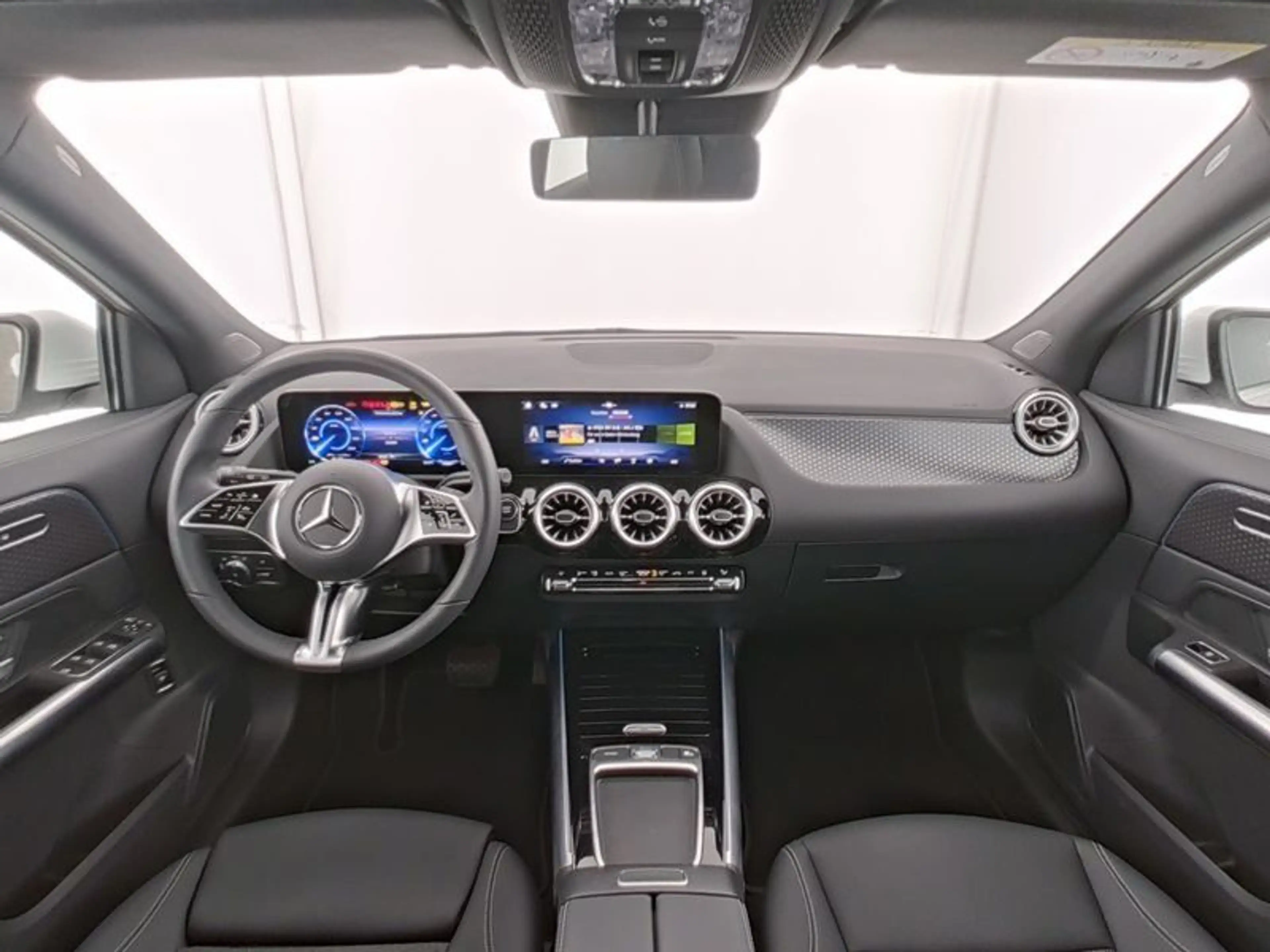 Mercedes-Benz EQA 250+ Progressive Adv.*Pano*Distronic*Totwink — photo 6