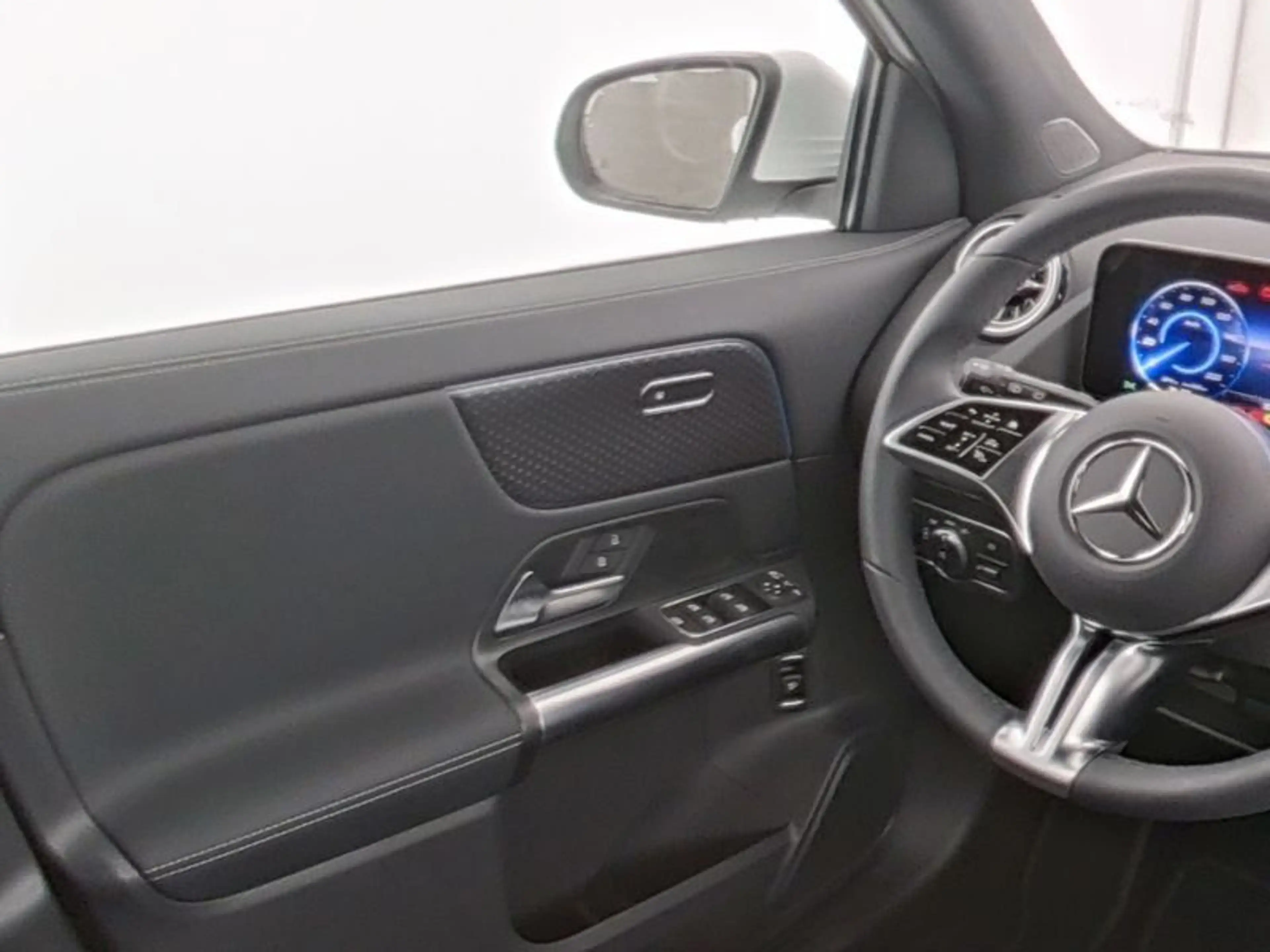 Mercedes-Benz EQA 250+ Progressive Adv.*Pano*Distronic*Totwink — photo 8
