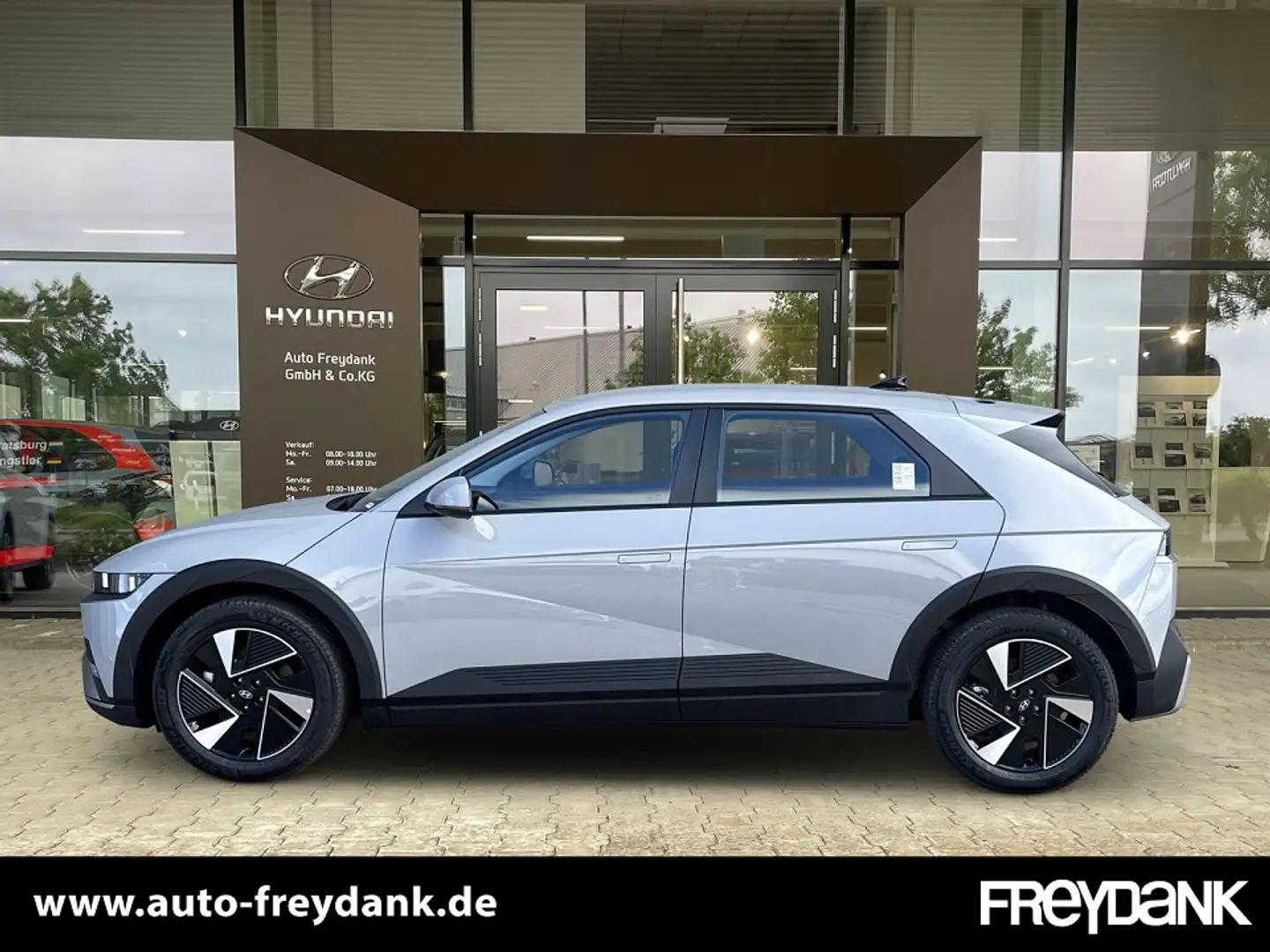 Hyundai IONIQ 5 (MY25) 84 kWh (229 PS) 2WD DYNAMIQ Grau - 2