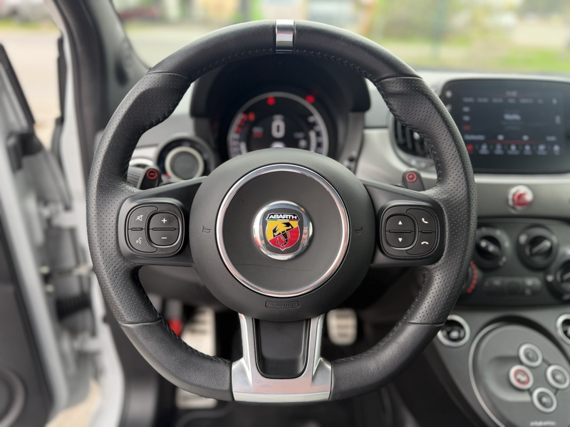 Abarth 595 1.4 T-Jet 16V 595 MY22 160 PS Automatik — photo 12