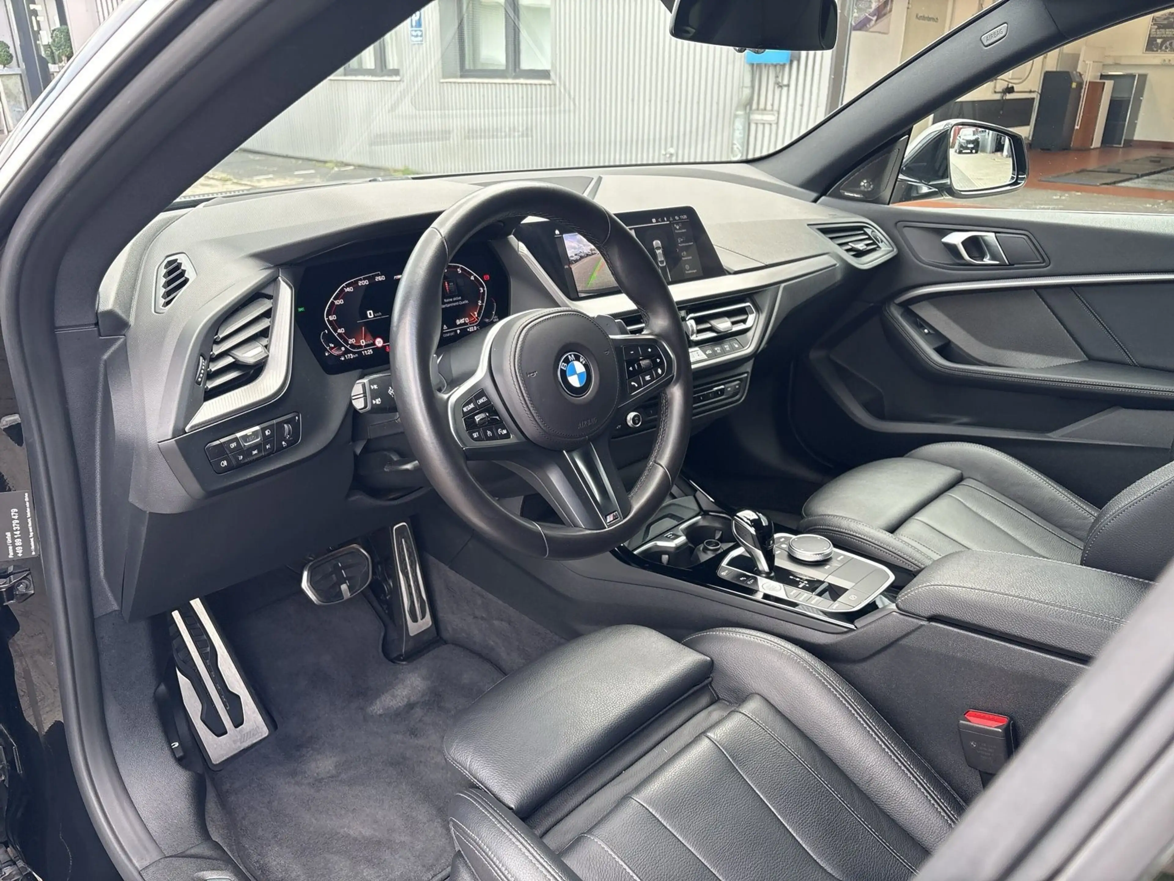 BMW 235 M235i xDrive A — photo 8