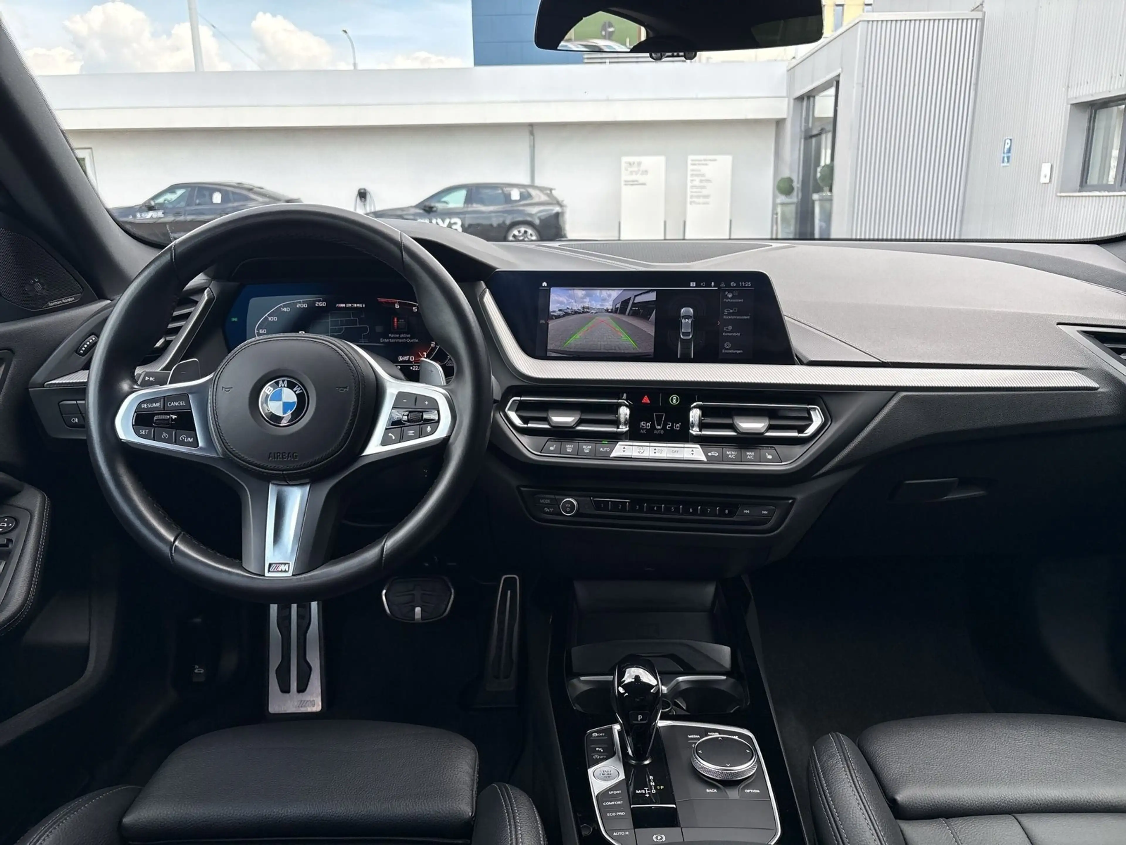 BMW 235 M235i xDrive A — photo 10