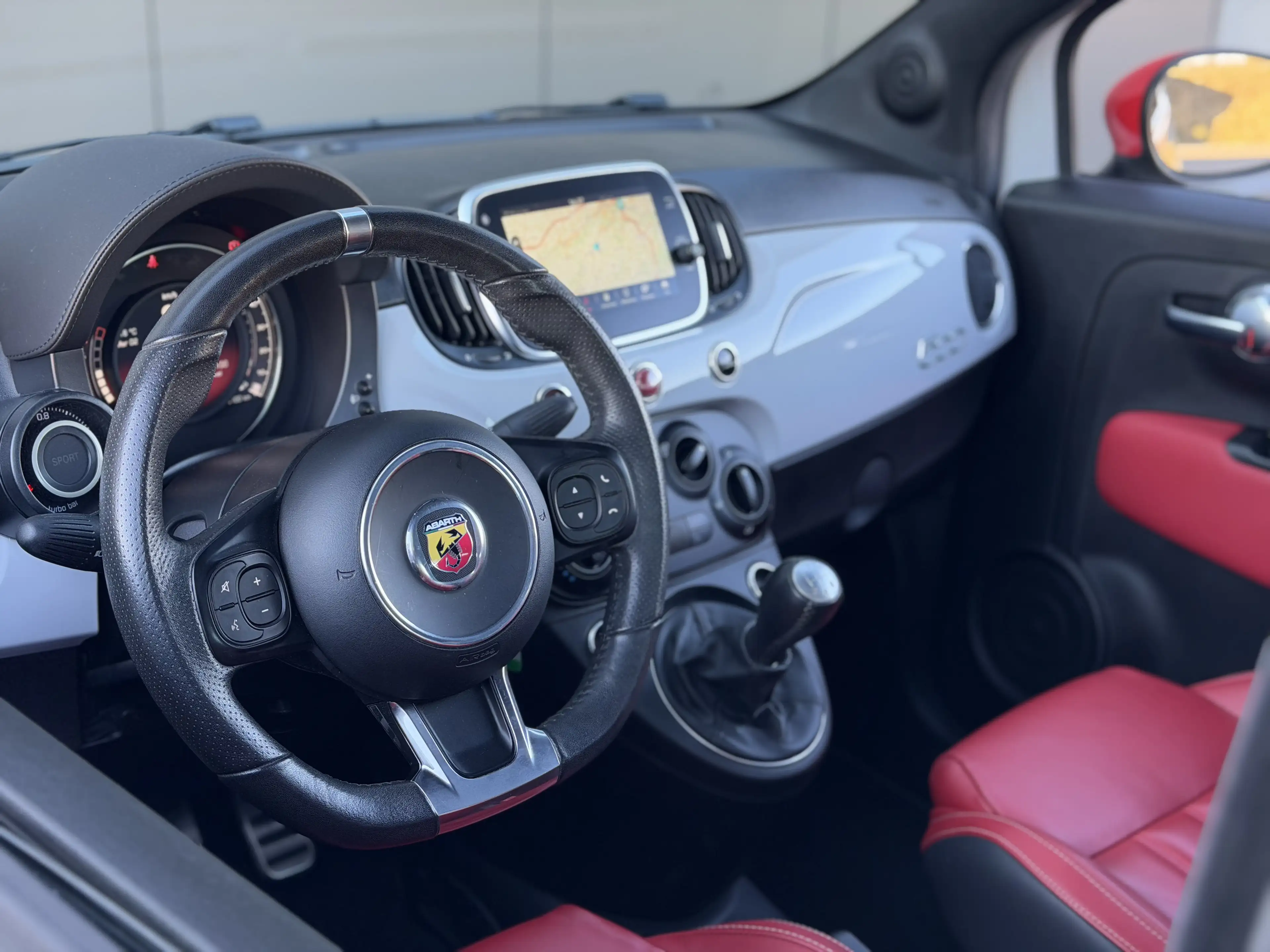 Abarth 595C 1.4T 145cv - 70th Anniversary - Monza - GPS — photo 15