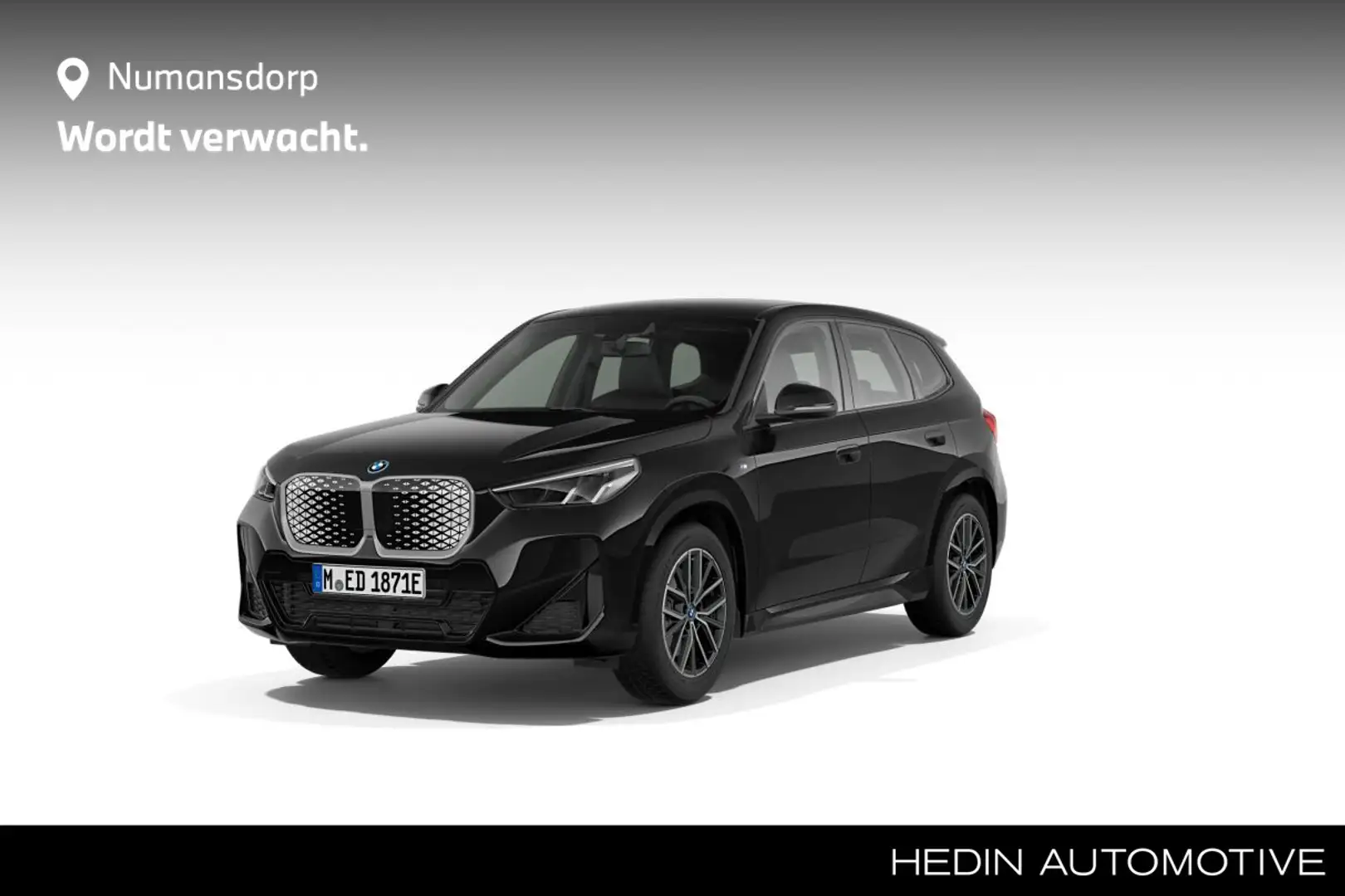 BMW iX1 eDrive20 | M-Sport | 18'' | Camera | Apple Carplay Zwart - 1
