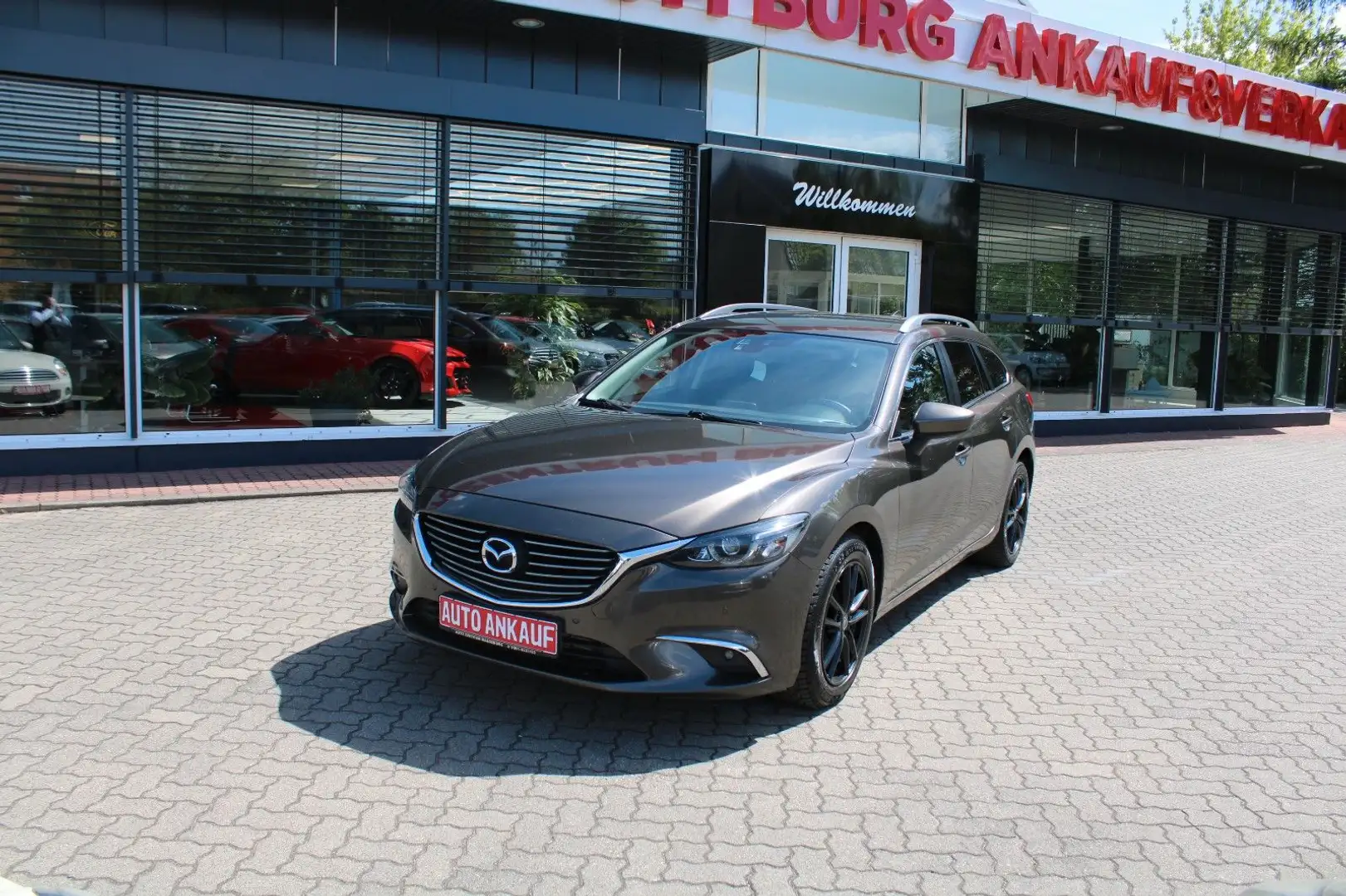 Mazda 6 Kombi 2.2l D Center-Line AHK SHZ Navi Braun - 2