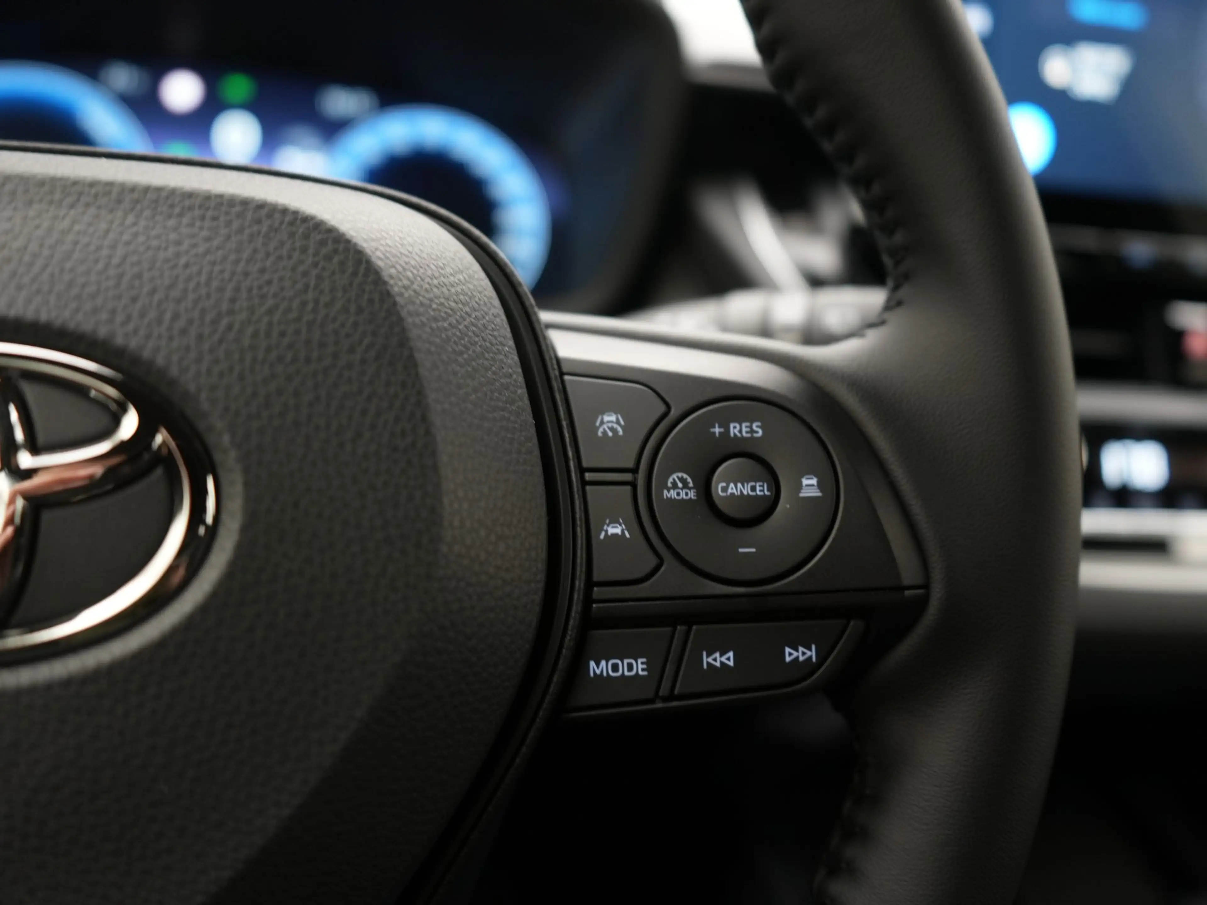 Toyota Corolla Cross Hybrid 140 Active ||Premium Pearl white|| NU met € — photo 15