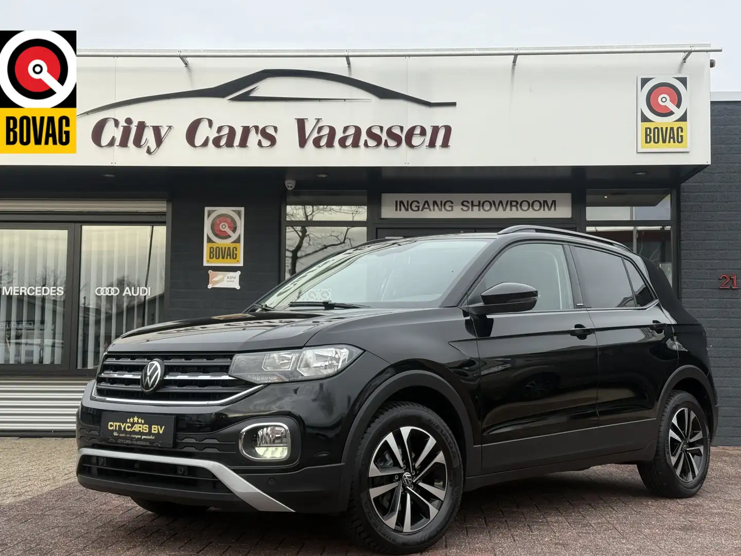 Volkswagen T-Cross 1.0 TSI United 96 pk apple carplay led cruise ctr Zwart - 1