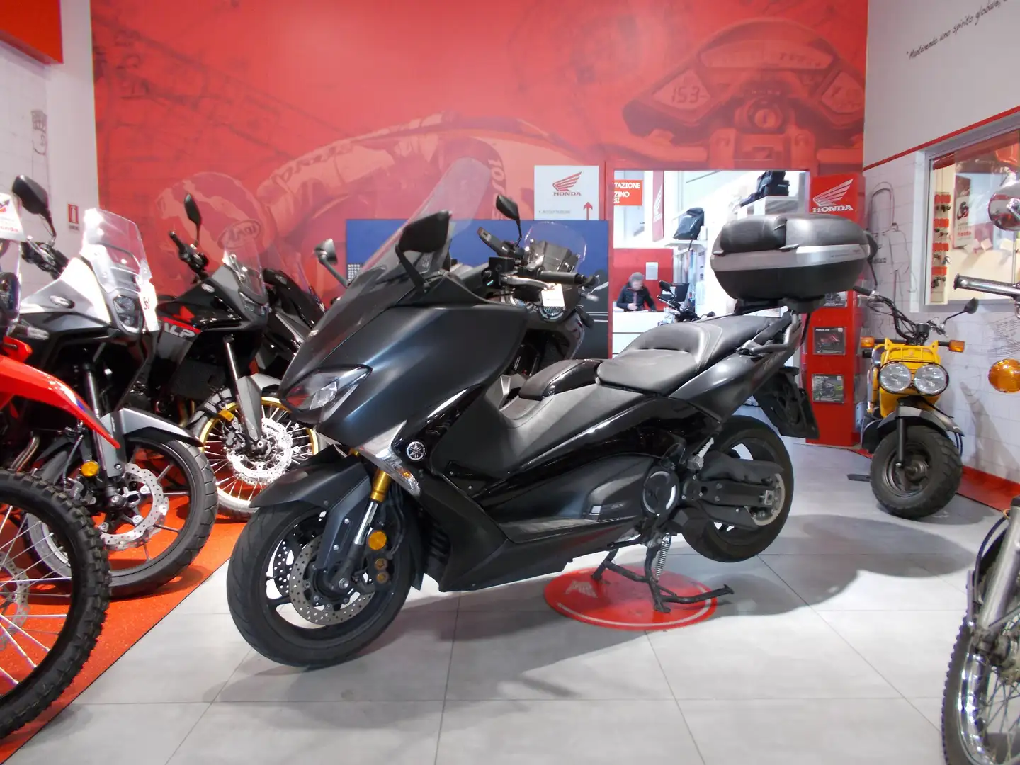 Yamaha TMAX 530 SX Nero - 1