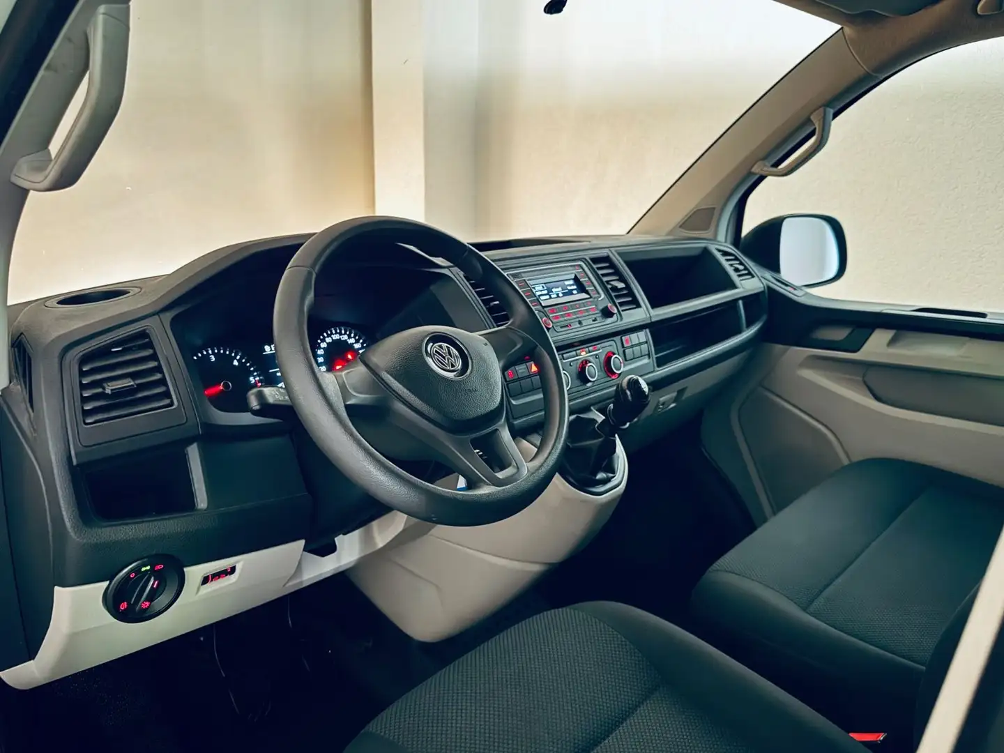 Volkswagen T6 Transporter Kasten-Kombi * 1.H * KLIMA * AHK Weiß - 2