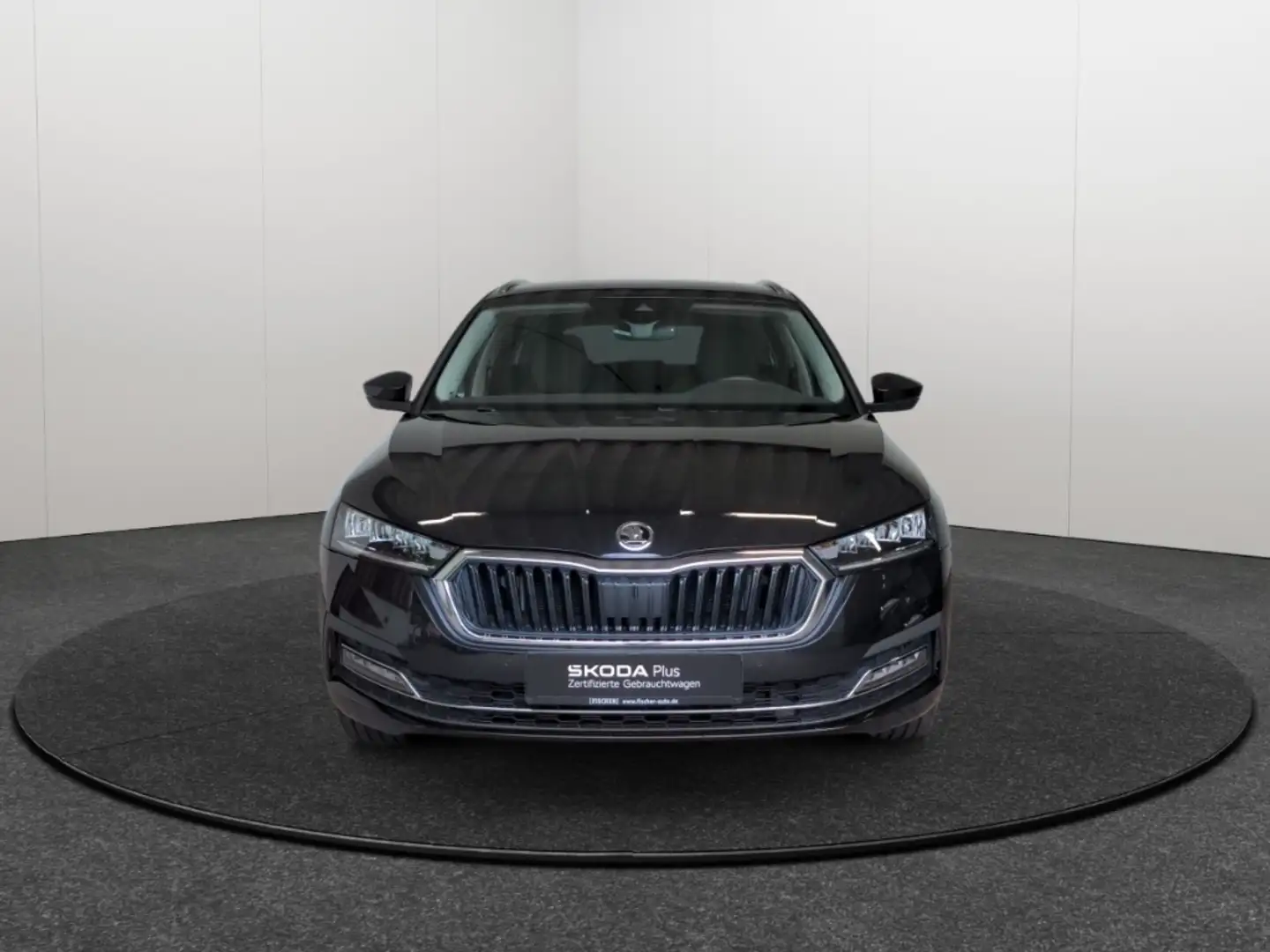 Skoda Octavia Combi 1.5 eTSI DSG Style LED Carplay SHZ PDC virt. Schwarz - 2