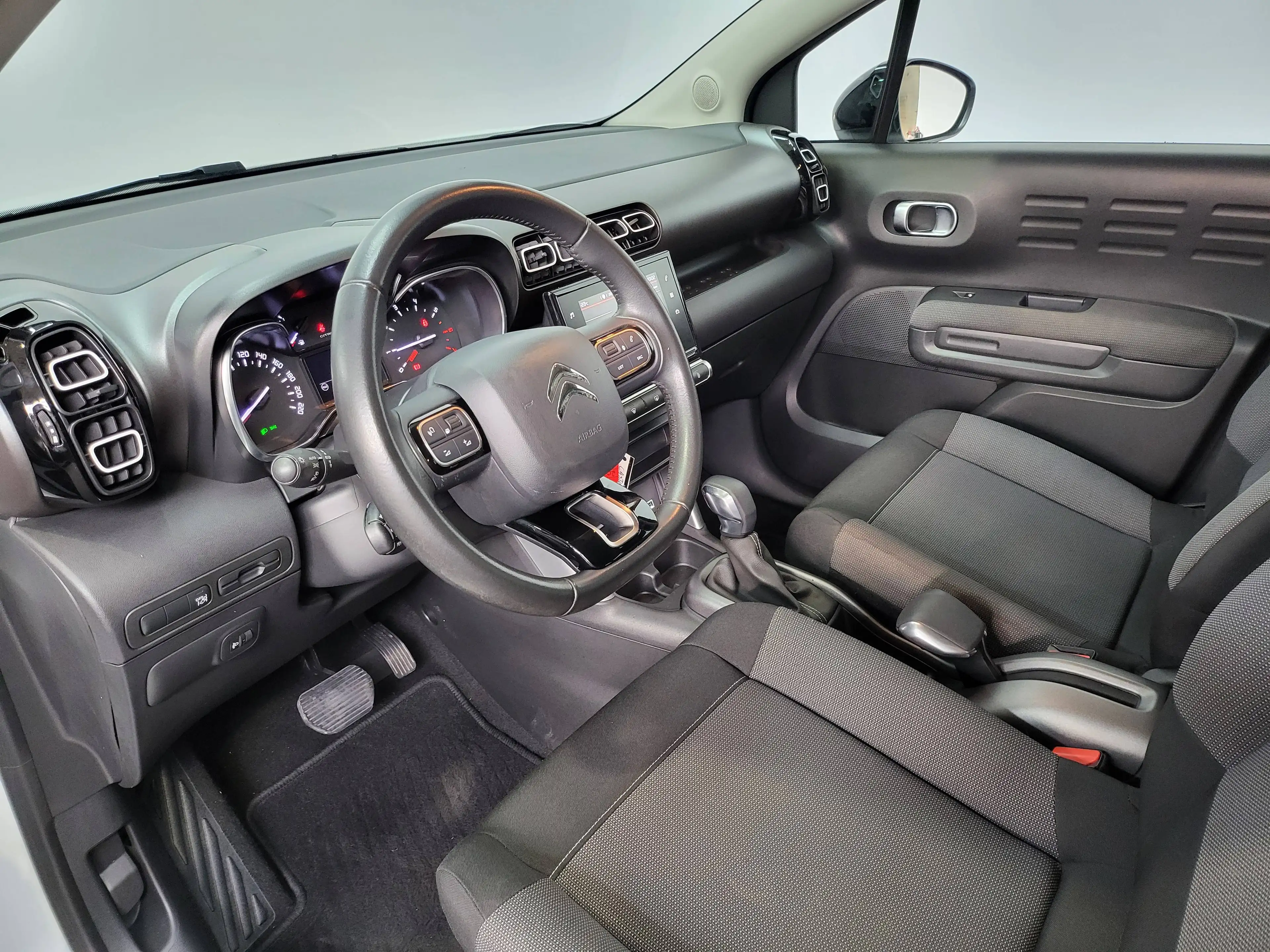Citroen C3 Aircross 1.2 PureTech Shine | 2019 | Automaat | 96kW | Navi | Airco | CarPlay | Lane Assist | TopDeal! — photo 11