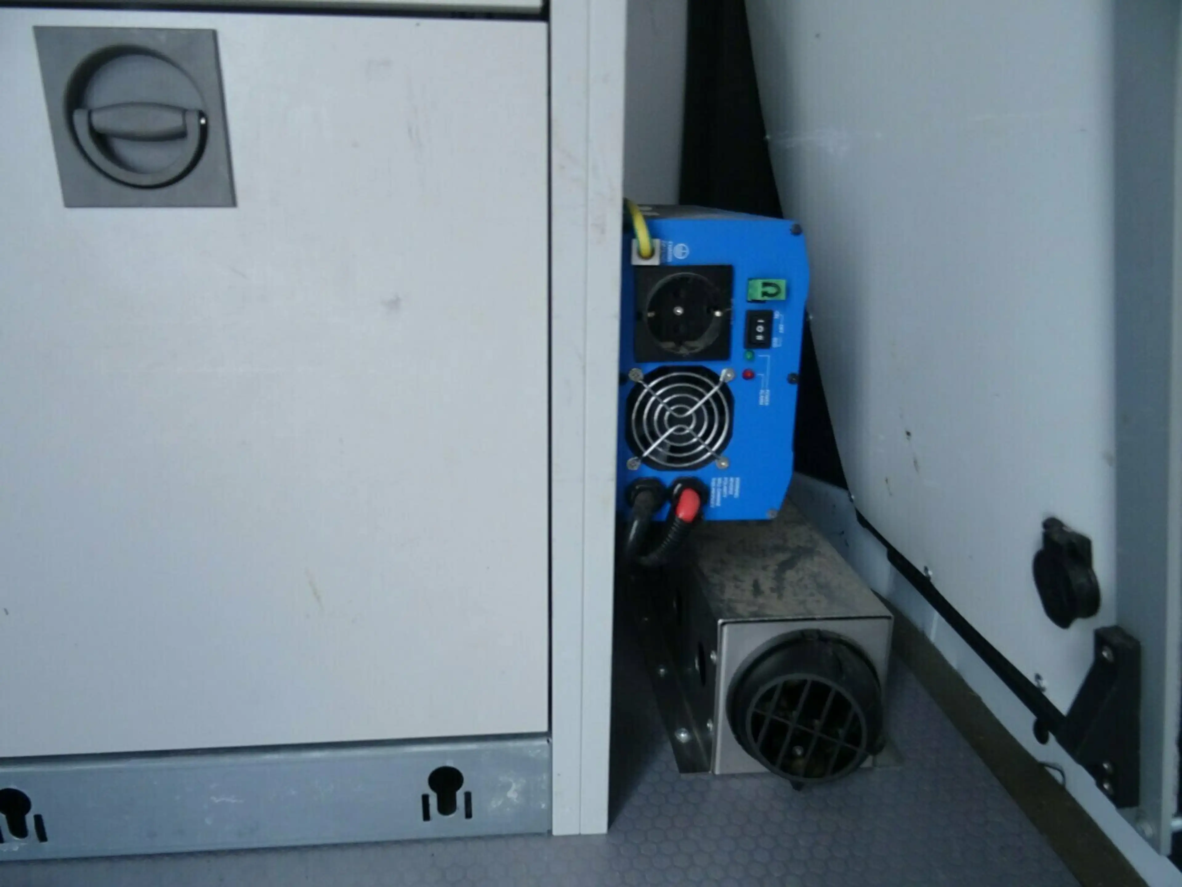Renault Trafic 1,6 dCi 125 Energy L2H2 Hochdach Kasten,Komfort — photo 19
