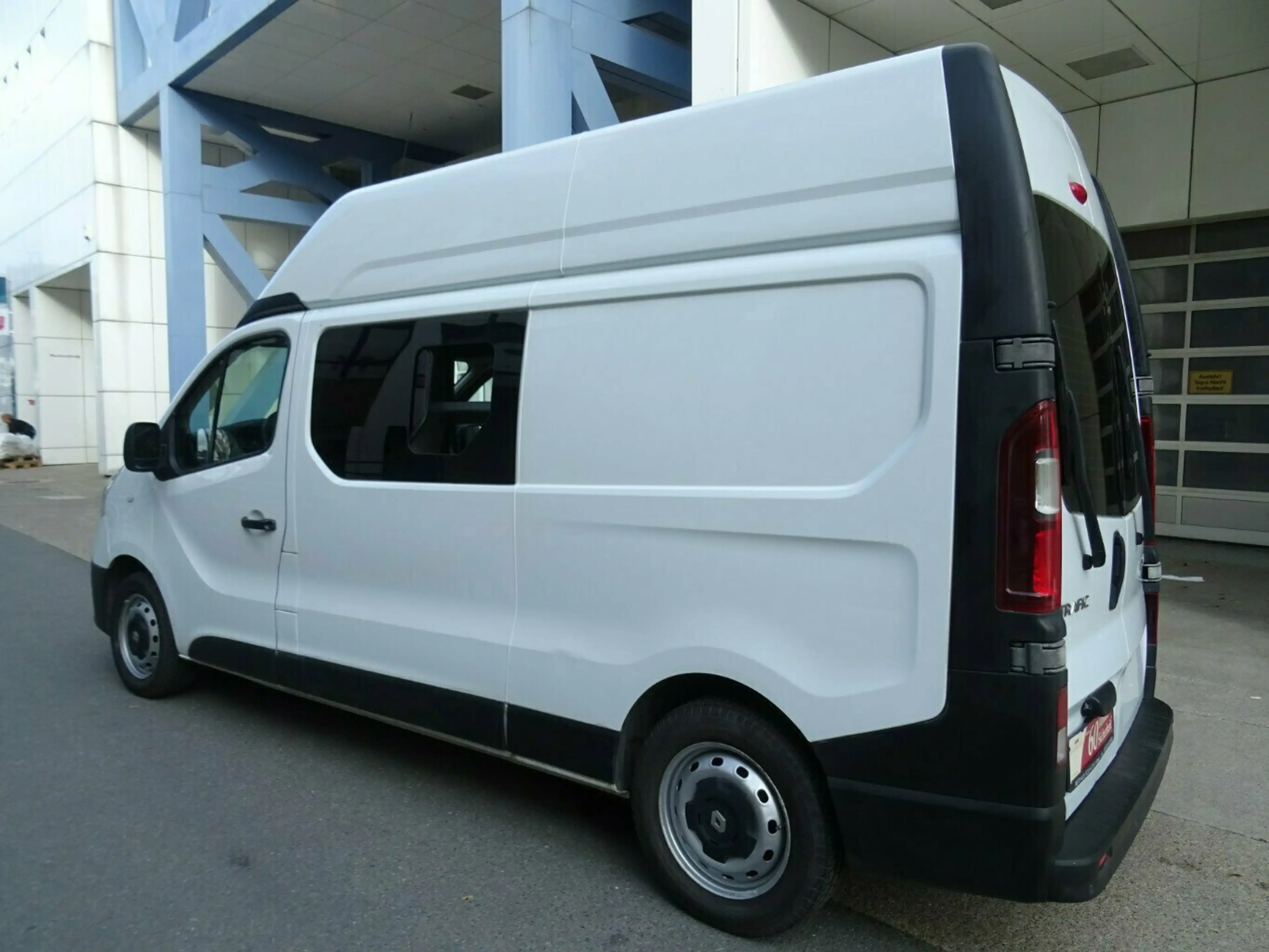 Renault Trafic 1,6 dCi 125 Energy L2H2 Hochdach Kasten,Komfort — photo 11