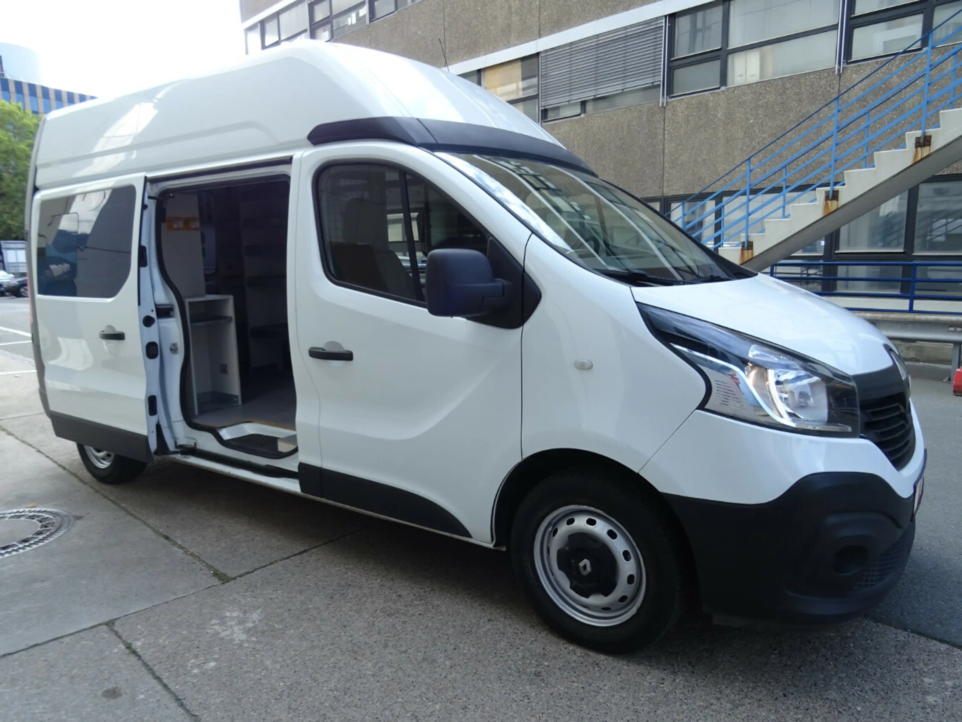 Renault Trafic 1,6 dCi 125 Energy L2H2 Hochdach Kasten,Komfort — photo 7