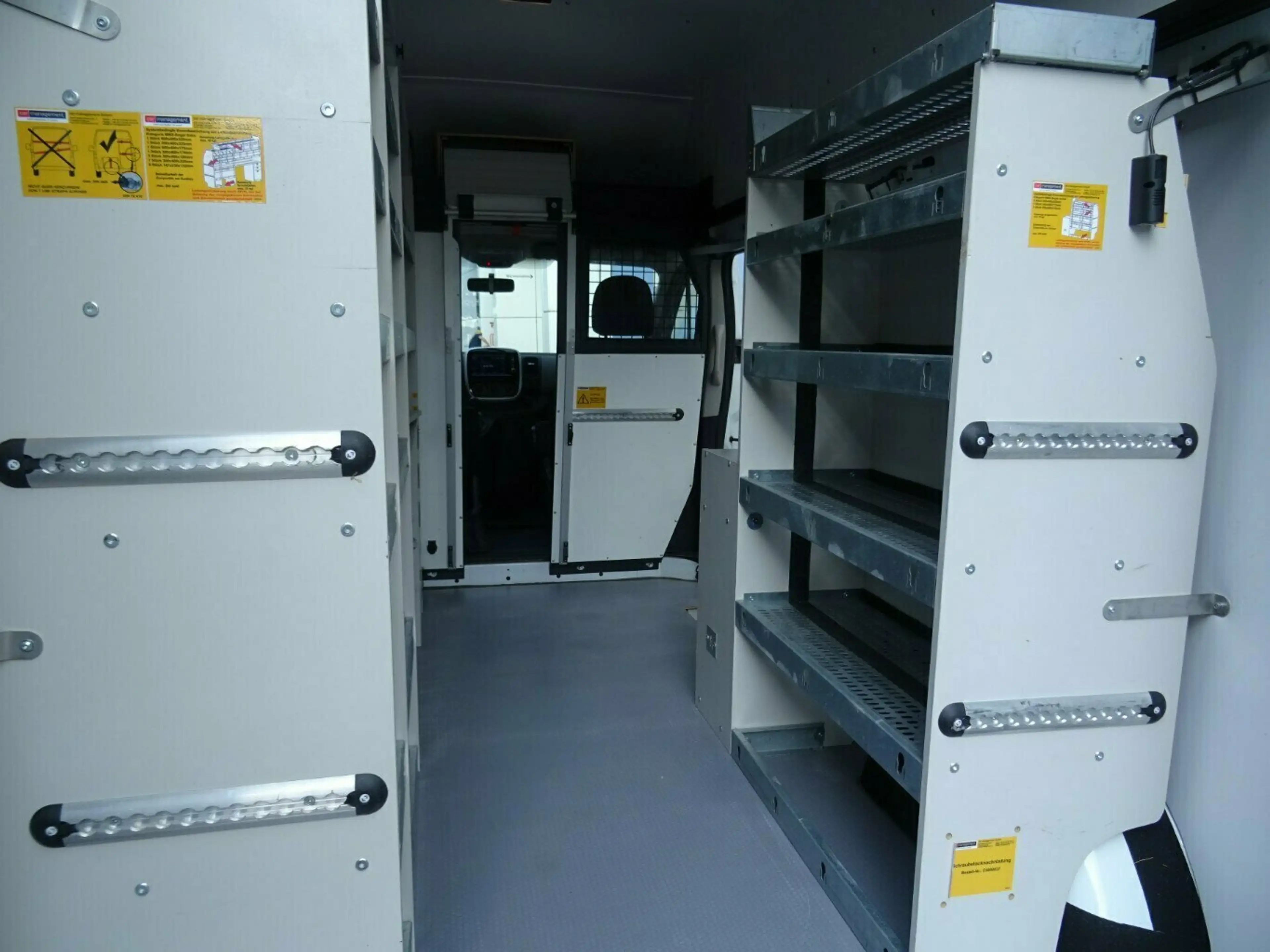 Renault Trafic 1,6 dCi 125 Energy L2H2 Hochdach Kasten,Komfort — photo 14