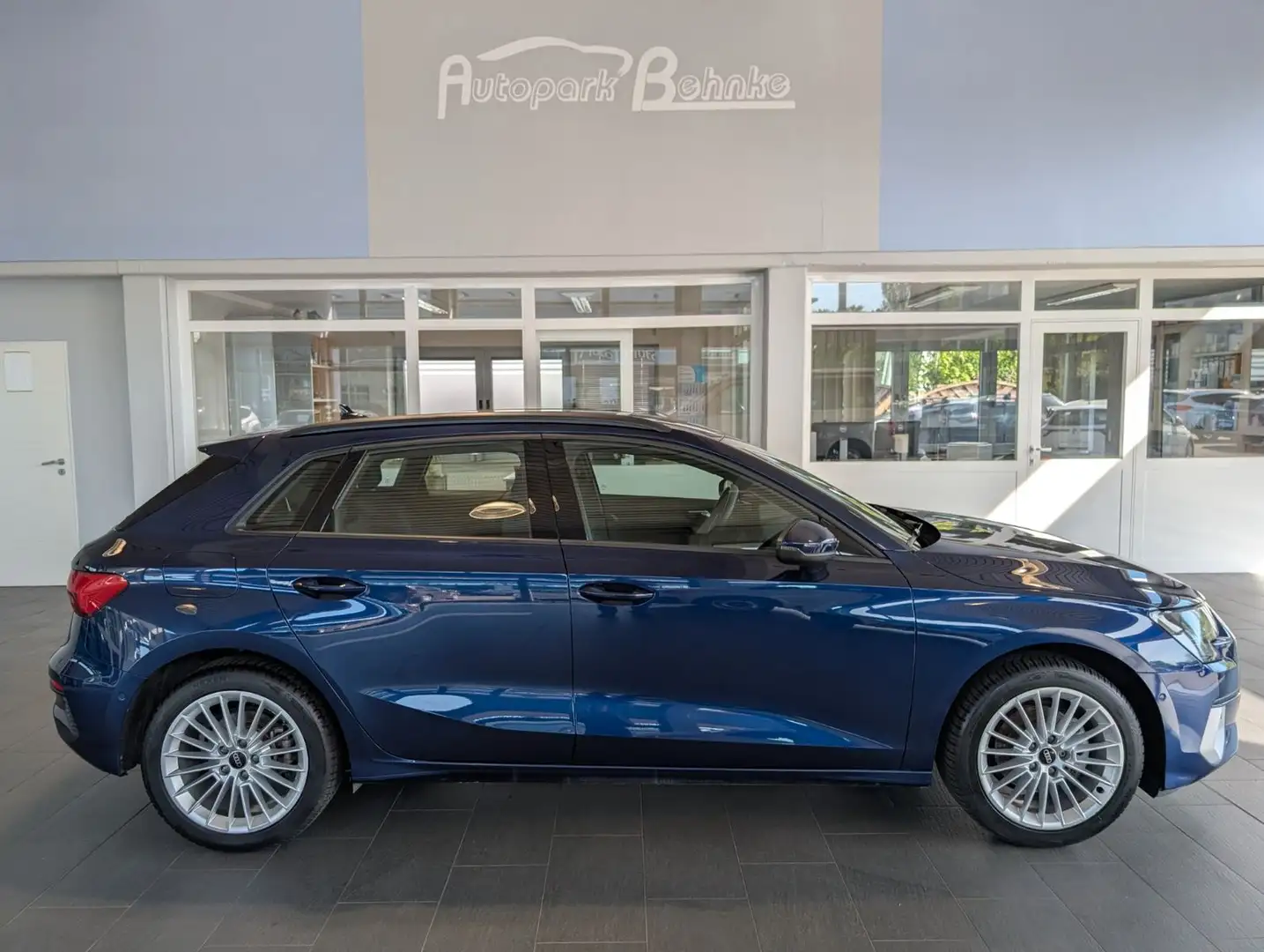 Audi A3 Sportback 35 1.5TFSi S-tronic*Virtual*NAV*LED Azul - 1