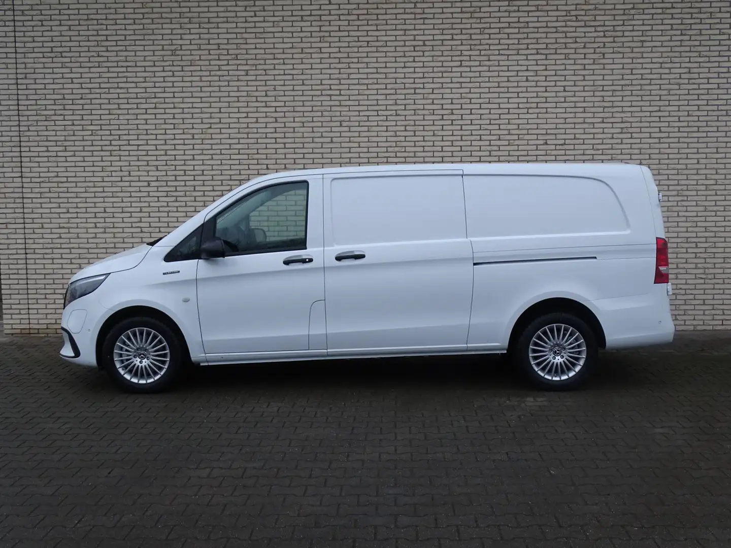 Mercedes-Benz Vito eVito 112 L3 66 kWh I WLTP 286 km I 2-Zits I 2x Sc Wit - 2
