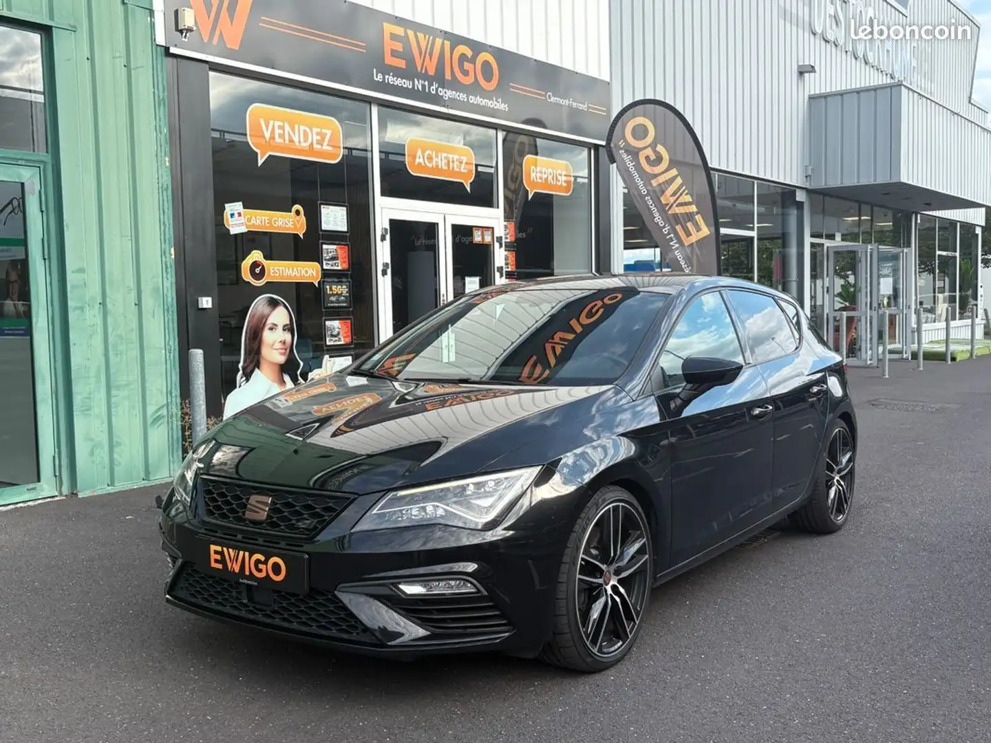 SEAT Leon CUPRA 2.0 TSI 290CH ENTRETIEN CONSTRUCTEUR Noir - 1