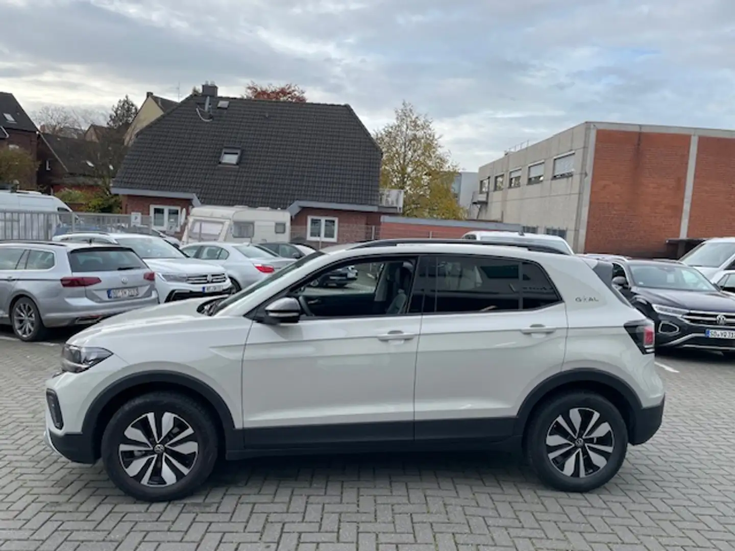 Volkswagen T-Cross 1.0TSi Goal ACC AppConnect LED Alu Sitzheiz. Pa... Grau - 2