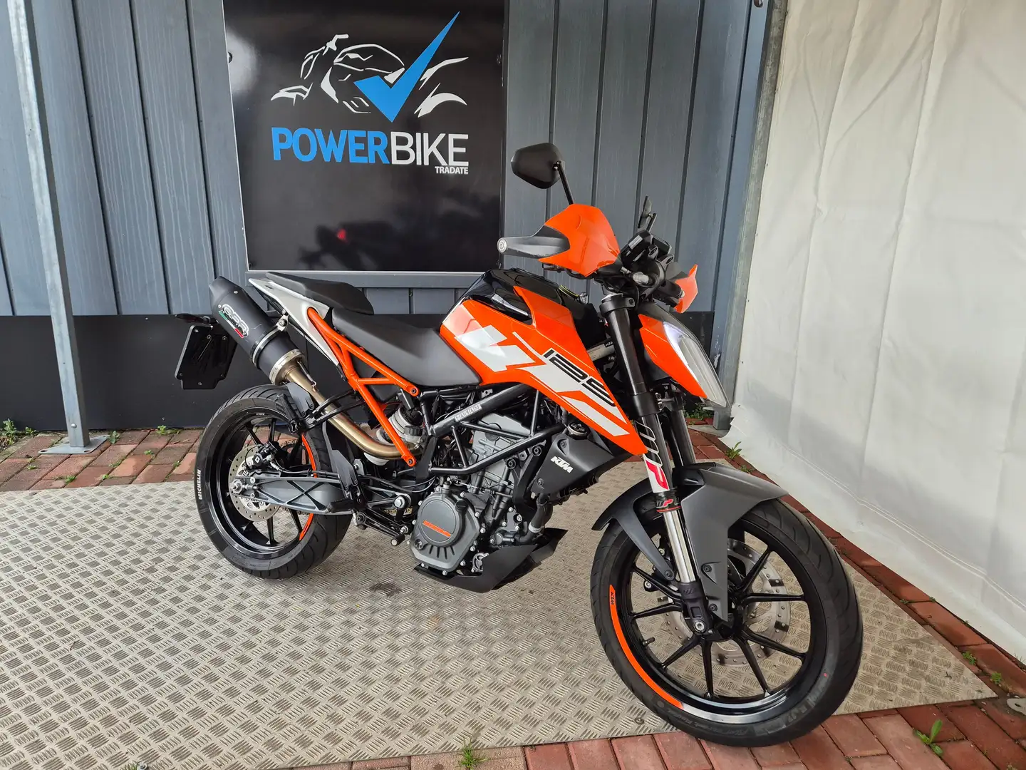 KTM 125 Duke Naranja - 2