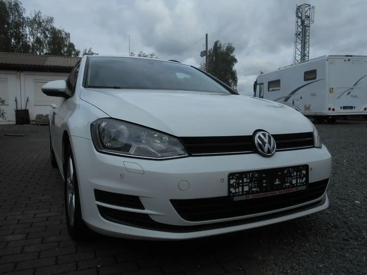 Volkswagen Golf VII Variant Comfortline Klimaaut.Sitzh.Navi Blanc - 2