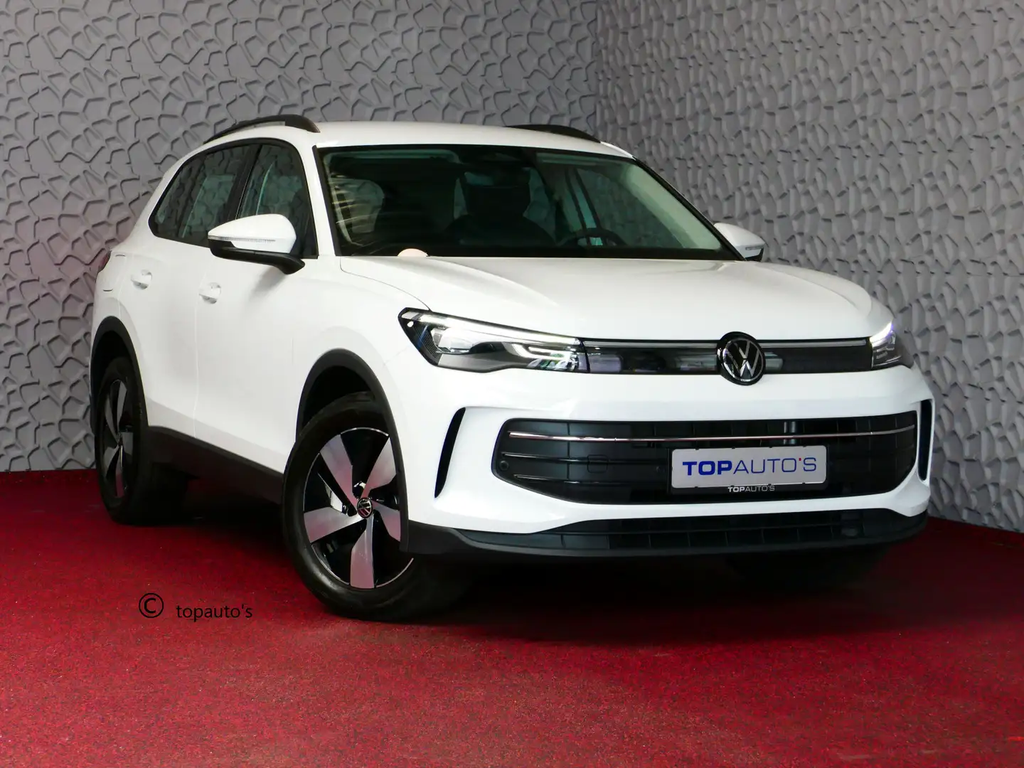 Volkswagen Tiguan 1.5 eTSI 150 BUSINESS EDTION NAVI CAMERA TREKHAAK Bianco - 1